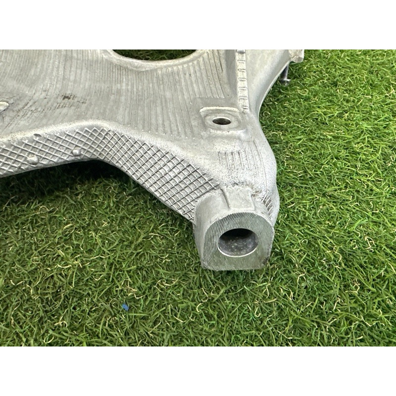 Кронштейн подрамника (подвеска) AUDI A4 B9 2017 2.0 TFSI 8W0399295E