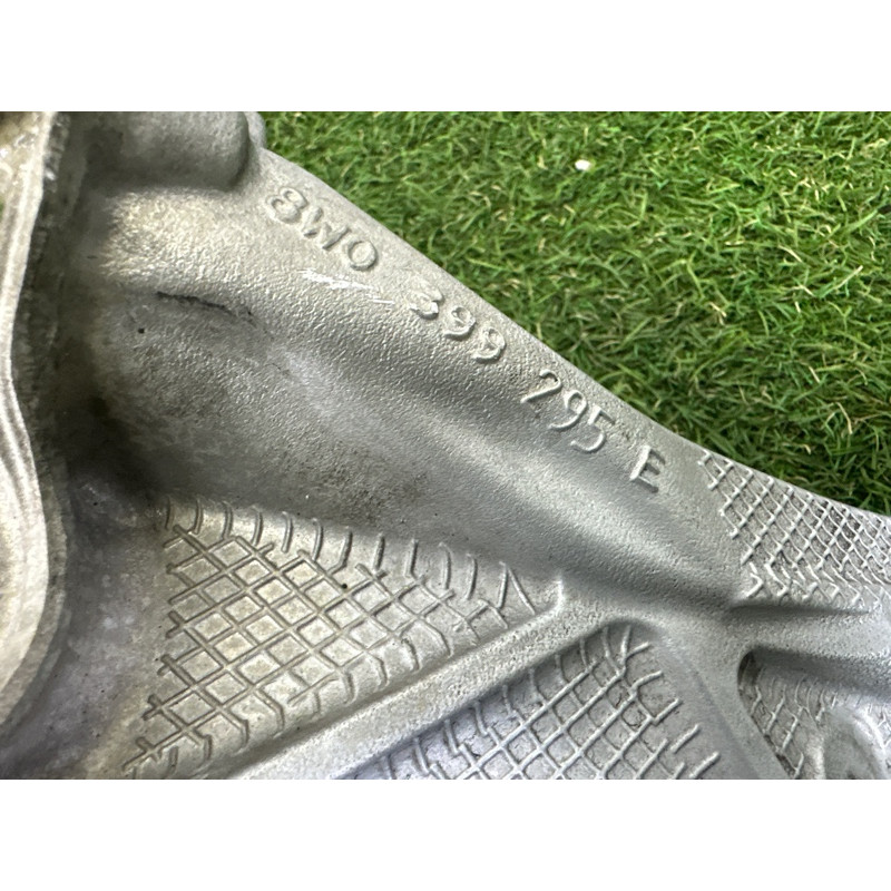 Кронштейн подрамника (подвеска) AUDI A4 B9 2017 2.0 TFSI 8W0399295E