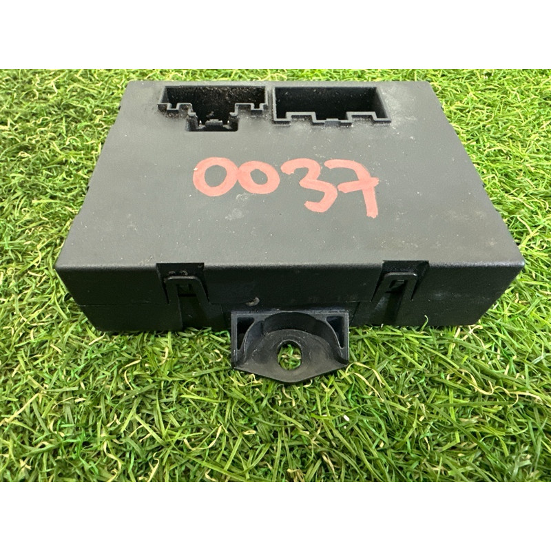 Блок управления крышки багажника (электрика / блоки управления) LAND ROVER Range Rover L405 2016 5.0 LR074625