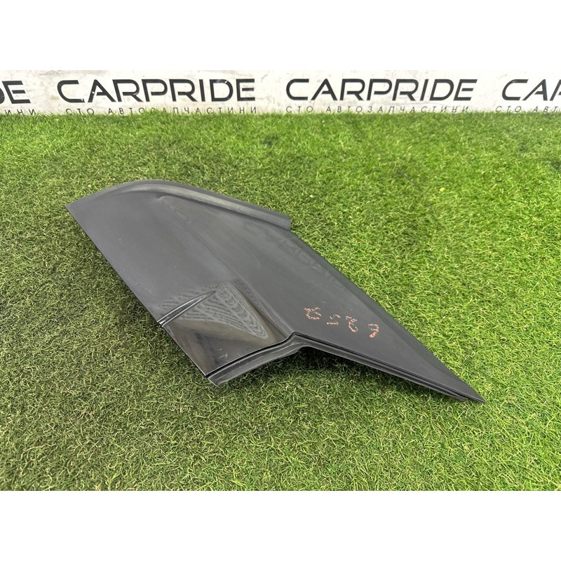 Накладка стойки (кузов и элементы) LAND ROVER Range Rover Evoque L538 2016 2.0 LR048706