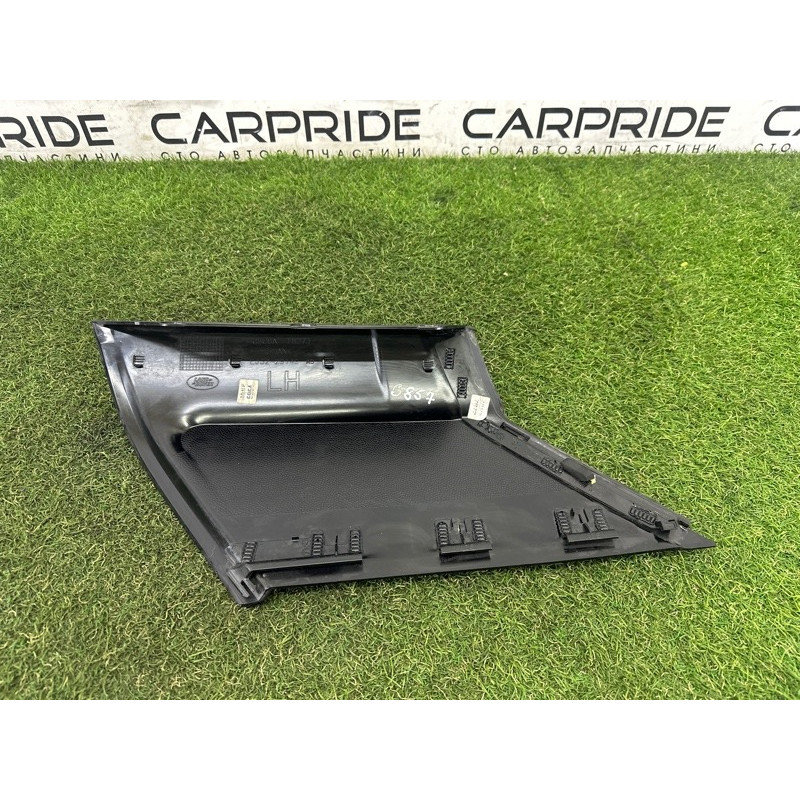 Накладка стойки (кузов и элементы) LAND ROVER Range Rover Evoque L538 2016 2.0 LR048706