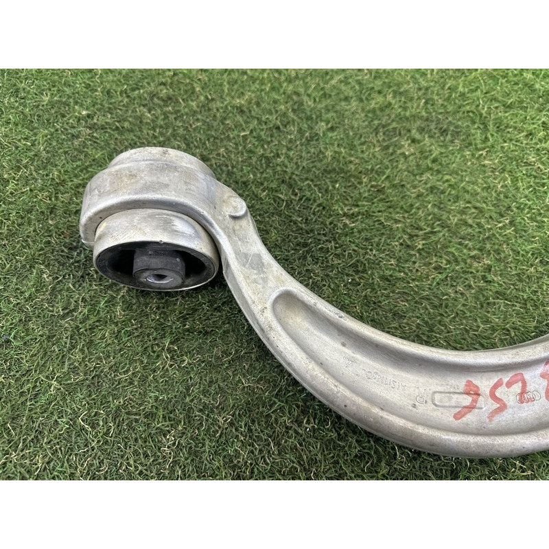 Рычаг подвески (подвеска) AUDI A4 B9 2017 2.0 TFSI 8W0407694B