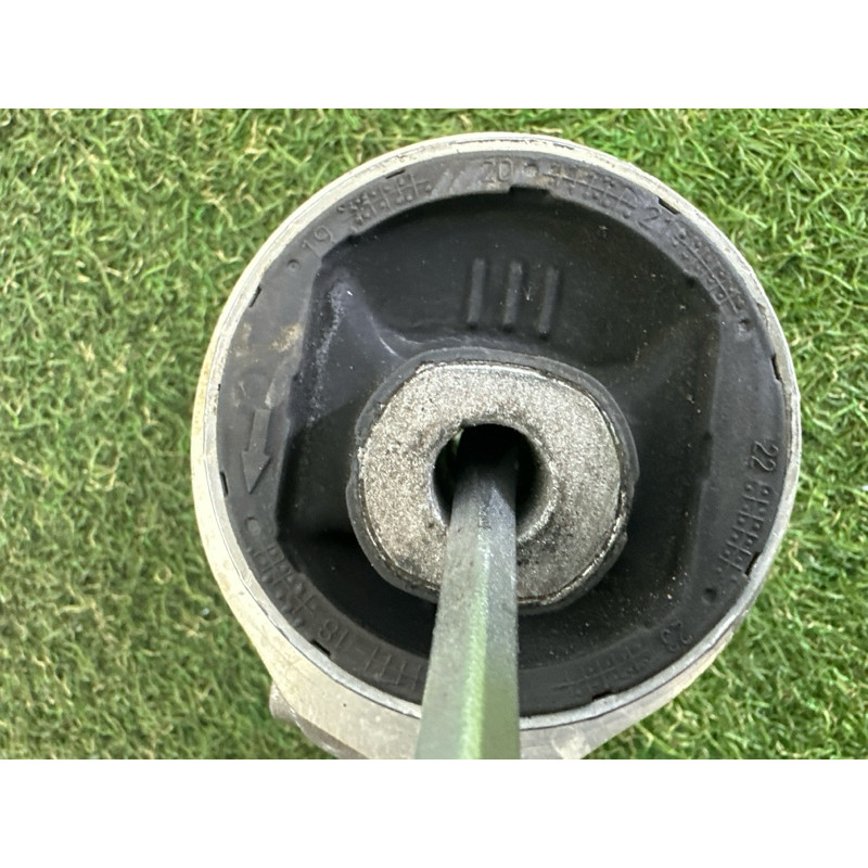 Рычаг подвески (подвеска) AUDI A4 B9 2017 2.0 TFSI 8W0407694B