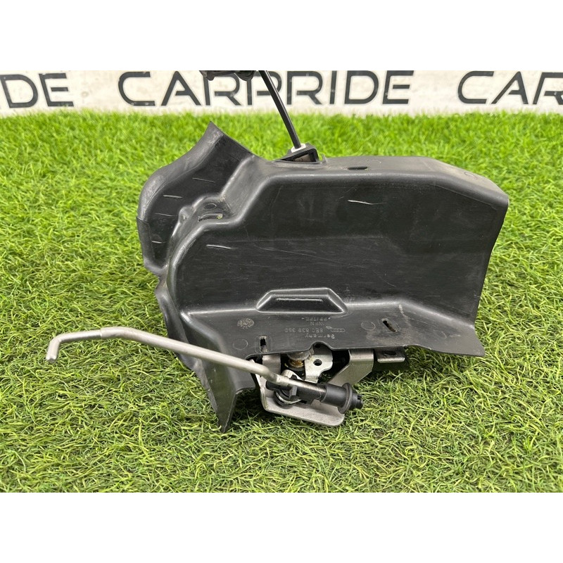 Замок двери (кузов и элементы) AUDI A4 B6 2.4BDV 8E0839016C