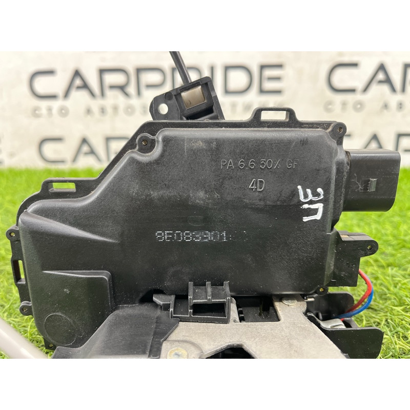 Замок двери (кузов и элементы) AUDI A4 B6 2.4BDV 8E0839016C