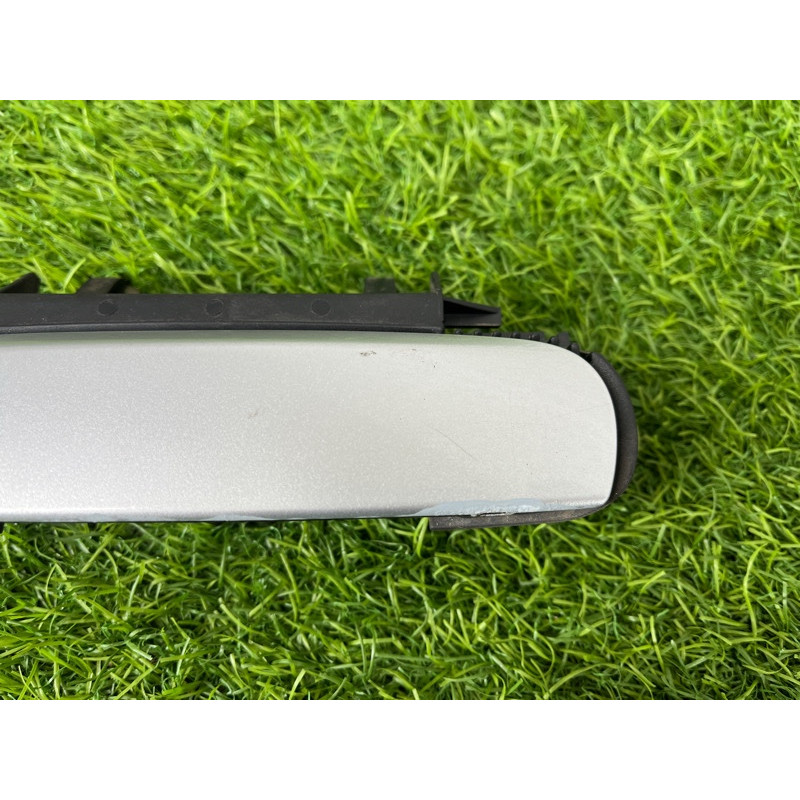 Ручка двери внешняя (кузов и элементы) AUDI A4 B6 2.4BDV 8E0839207