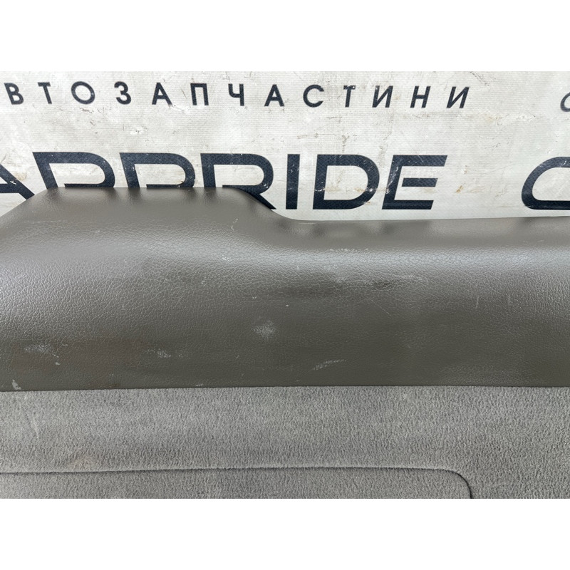 Обшивка крышки багажника (салон) AUDI A4 B6 2.4BDV 8E9867979CMRG