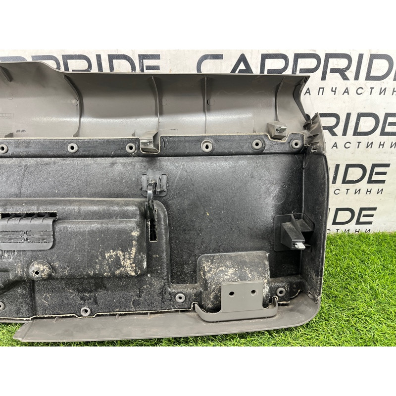 Обшивка крышки багажника (салон) AUDI A4 B6 2.4BDV 8E9867979CMRG