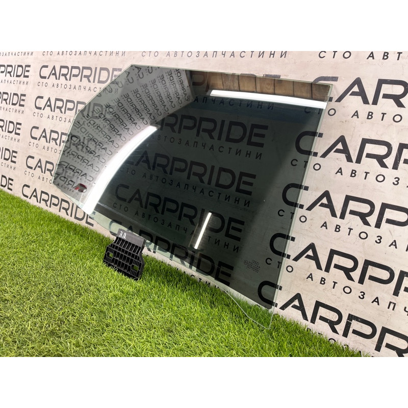 Стекло (кузов и элементы) AUDI A4 B6 2.4BDV 8E9845026