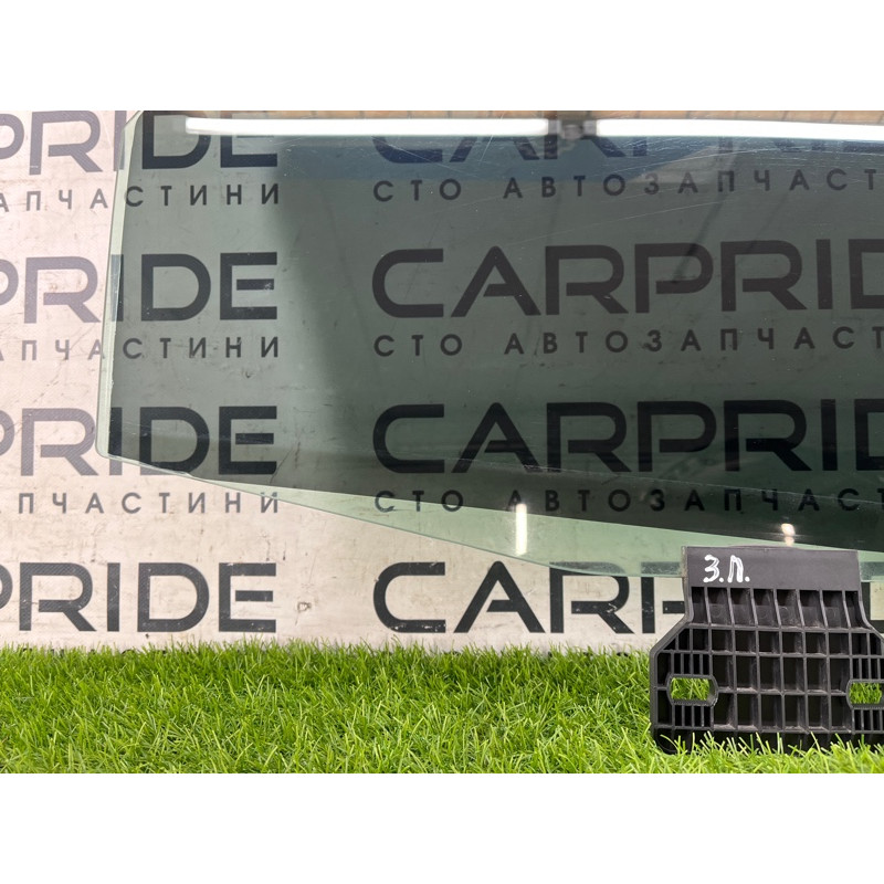 Стекло (кузов и элементы) AUDI A4 B6 2.4BDV 8E9845026