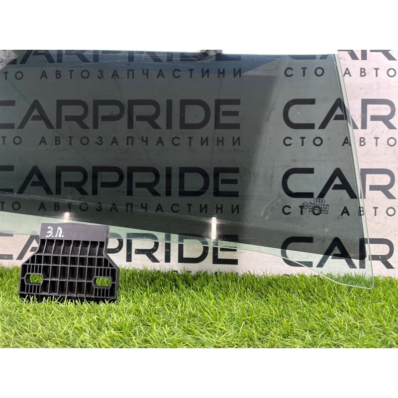 Стекло (кузов и элементы) AUDI A4 B6 2.4BDV 8E9845026