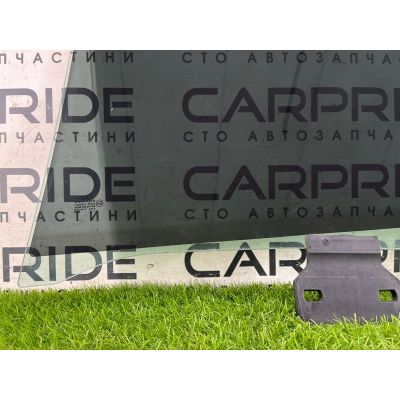 Стекло (кузов и элементы) AUDI A4 B6 2.4BDV 8E9845026