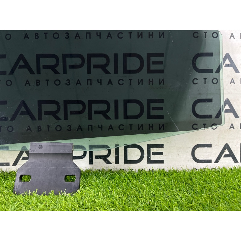 Стекло (кузов и элементы) AUDI A4 B6 2.4BDV 8E9845026