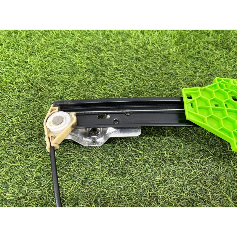 Механизм стеклоподъемника (кузов и элементы) AUDI A4 B6 2.4BDV 8E0839462C