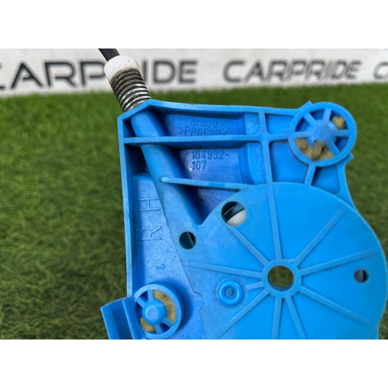 Механизм стеклоподъемника (кузов и элементы) AUDI A4 B6 2.4BDV 8E0839462C