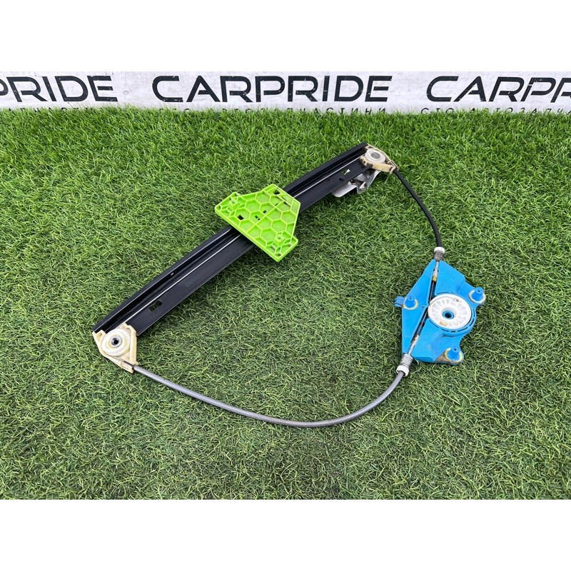 Механизм стеклоподъемника (кузов и элементы) AUDI A4 B6 2.4BDV 8E0839461C