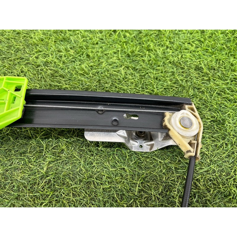 Механизм стеклоподъемника (кузов и элементы) AUDI A4 B6 2.4BDV 8E0839461C