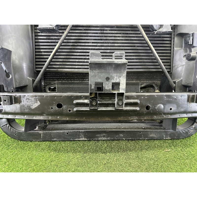 Телевизор (передняя часть кузова) (наружные элементы кузова) Jeep Grand Cherokee WK2 2014 3.0 Diesel 5156114AA