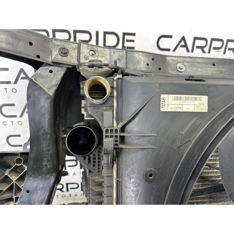 Телевизор (передняя часть кузова) (наружные элементы кузова) Jeep Grand Cherokee WK2 2014 3.0 Diesel 5156114AA