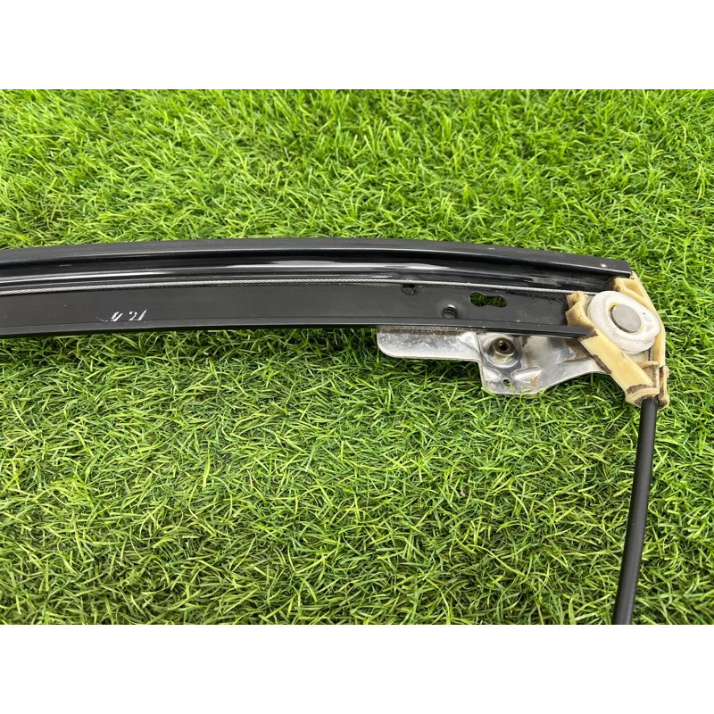 Механизм стеклоподъемника (кузов и элементы) AUDI A4 B6 2.4BDV 8E0837461C