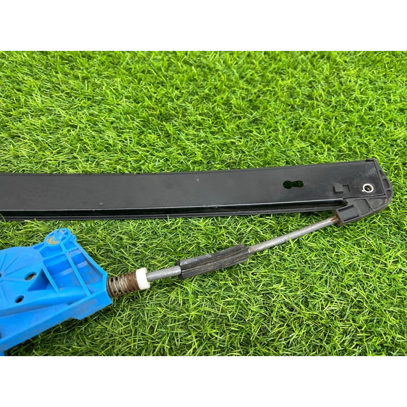 Механизм стеклоподъемника (кузов и элементы) AUDI A4 B6 2.4BDV 8E0837461C