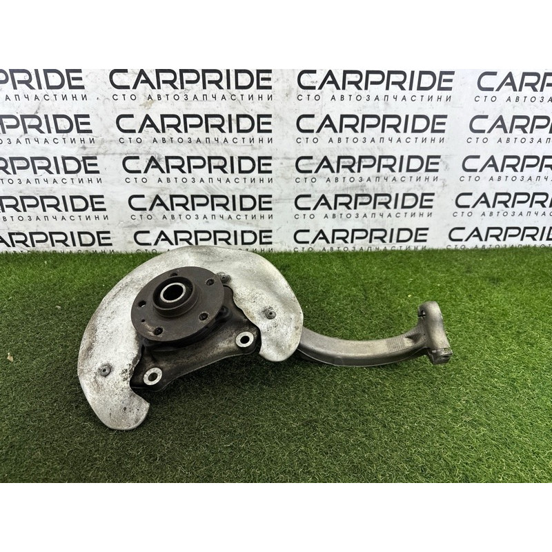 Поворотный кулак (подвеска) AUDI A4 B8 2014 2.0 TFSI 4G0407253A