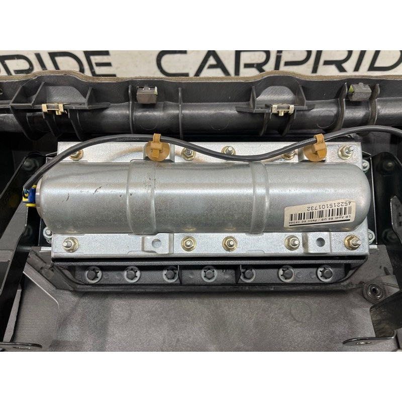 Торпедо (салон) AUDI A4 B6 2.4BDV 8E1857041G33F