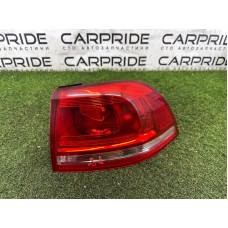 Задний фонарь