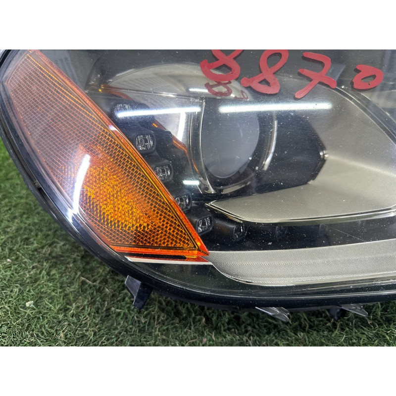 Фара (оптика) Volkswagen Touareg NF 2013 3.6 7P1941752A