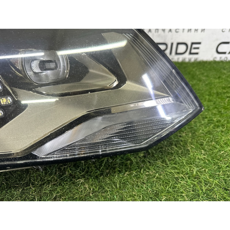 Фара (оптика) Volkswagen Touareg NF 2013 3.6 7P1941752A