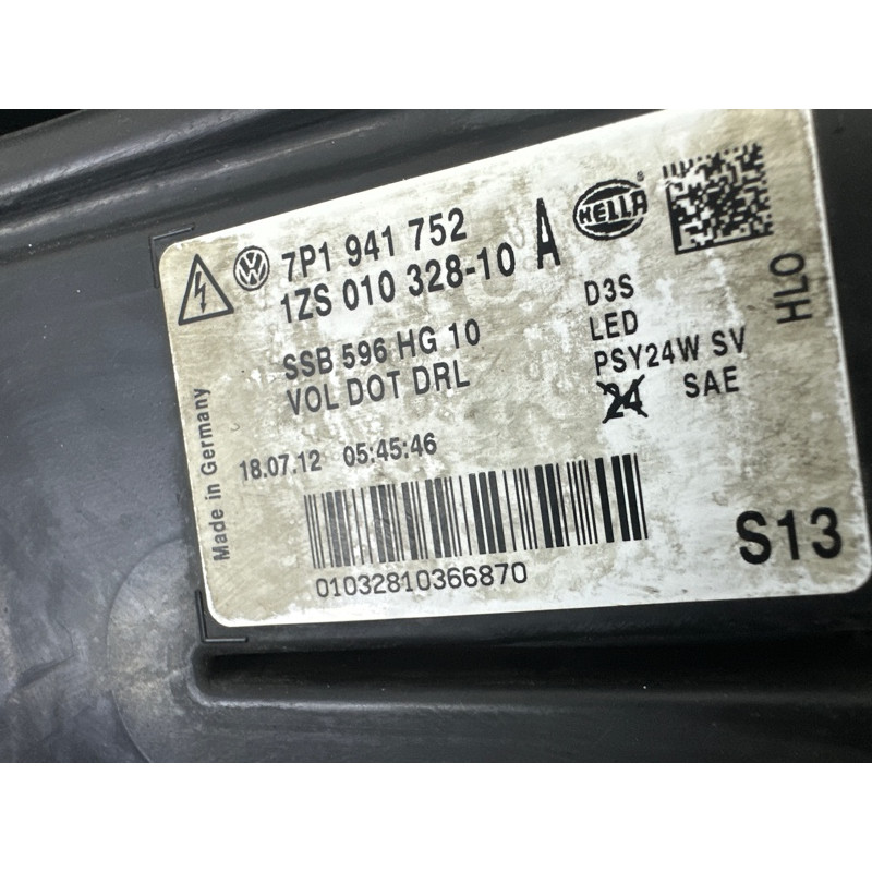 Фара (оптика) Volkswagen Touareg NF 2013 3.6 7P1941752A