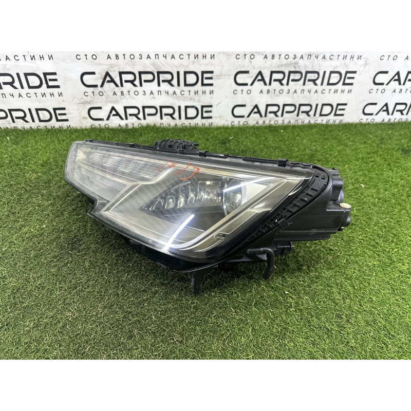 Фара (оптика) AUDI A4 B9 2017 2.0 TFSI 8W0941043B