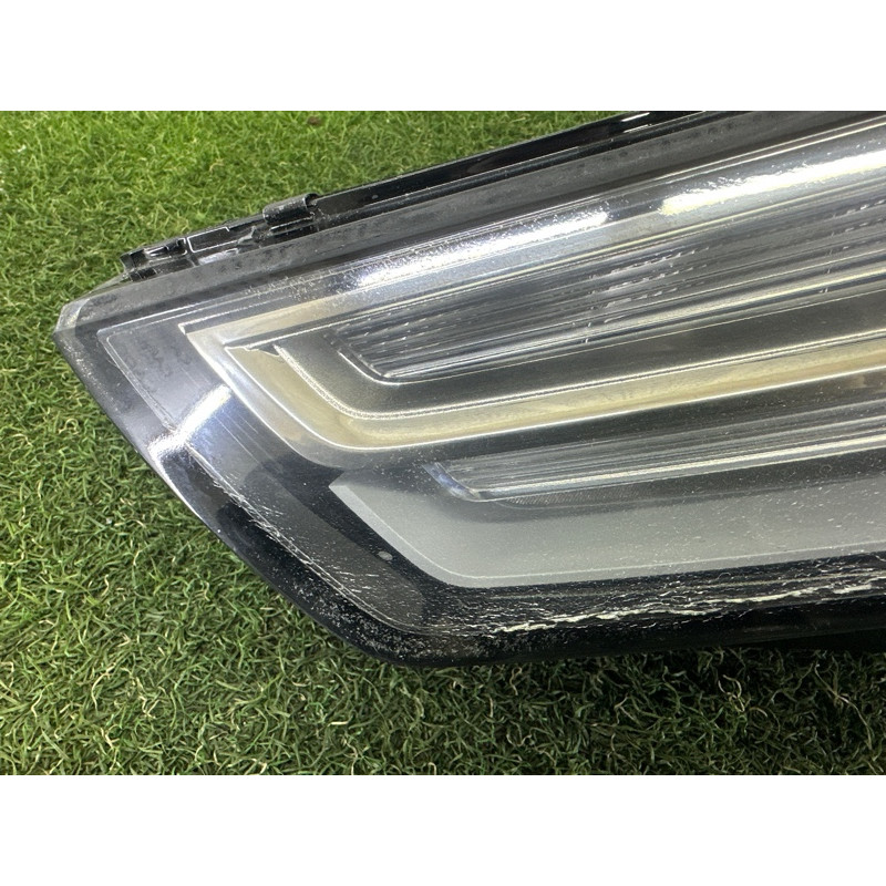 Фара (оптика) AUDI A4 B9 2017 2.0 TFSI 8W0941043B