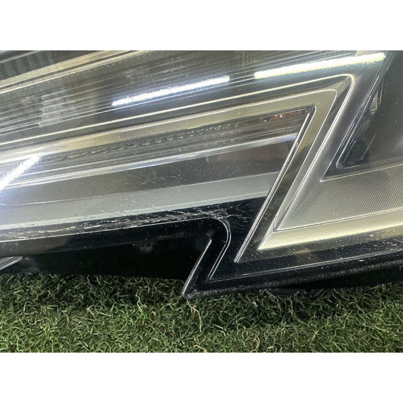 Фара (оптика) AUDI A4 B9 2017 2.0 TFSI 8W0941043B