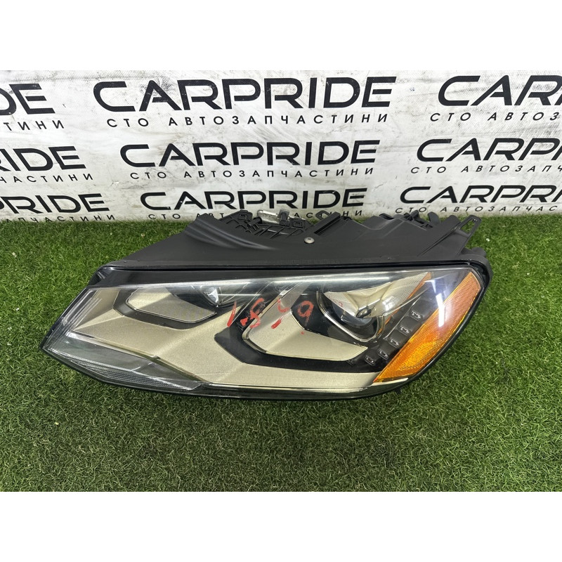 Фара (оптика) Volkswagen Touareg NF 2013 3.0 Hybrid 7P1941751A