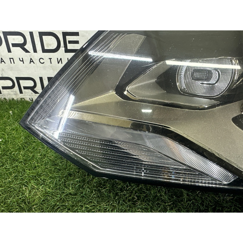 Фара (оптика) Volkswagen Touareg NF 2013 3.0 Hybrid 7P1941751A