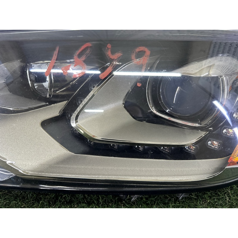 Фара (оптика) Volkswagen Touareg NF 2013 3.0 Hybrid 7P1941751A