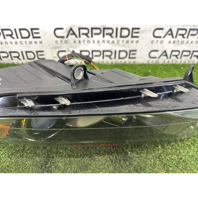 Фара (оптика) Volkswagen Touareg NF 2013 3.0 Hybrid 7P1941751A