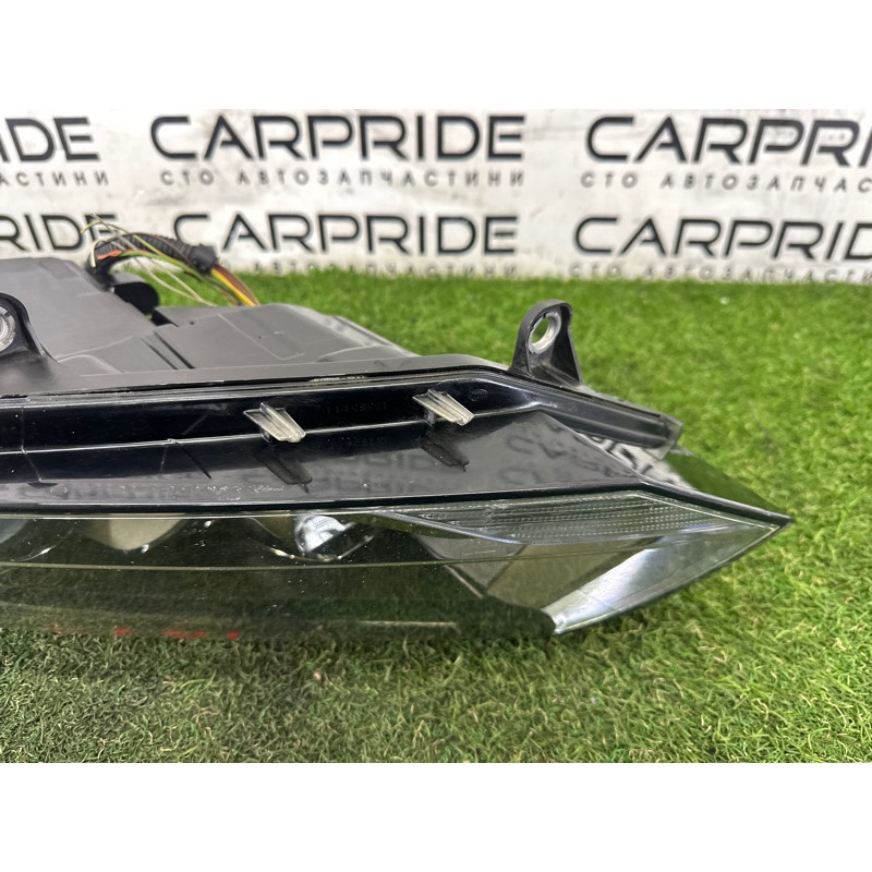 Фара (оптика) Volkswagen Touareg NF 2013 3.0 Hybrid 7P1941751A