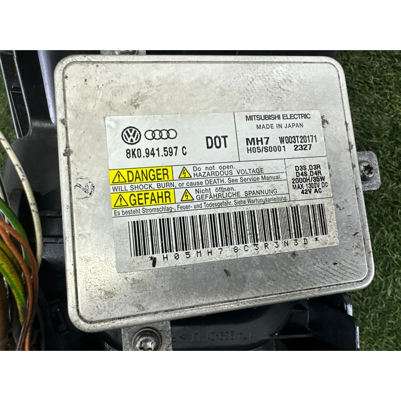 Фара (оптика) Volkswagen Touareg NF 2013 3.0 Hybrid 7P1941751A