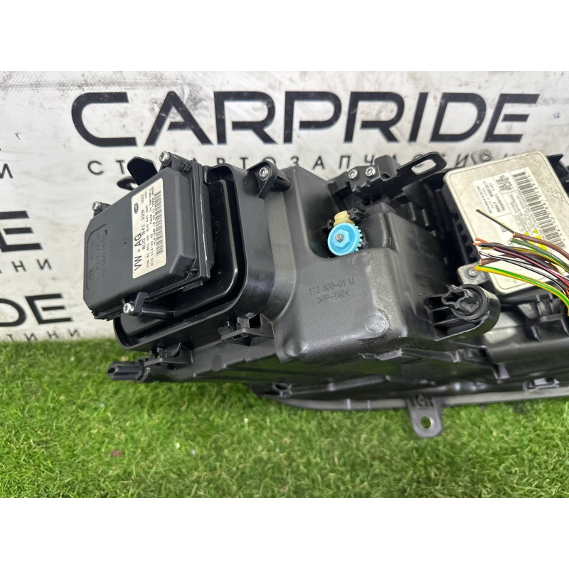 Фара (оптика) Volkswagen Touareg NF 2011 3.6 7P1941751A