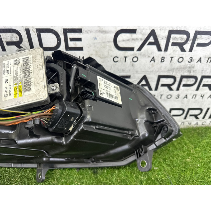 Фара (оптика) Volkswagen Touareg NF 2011 3.6 7P1941751A