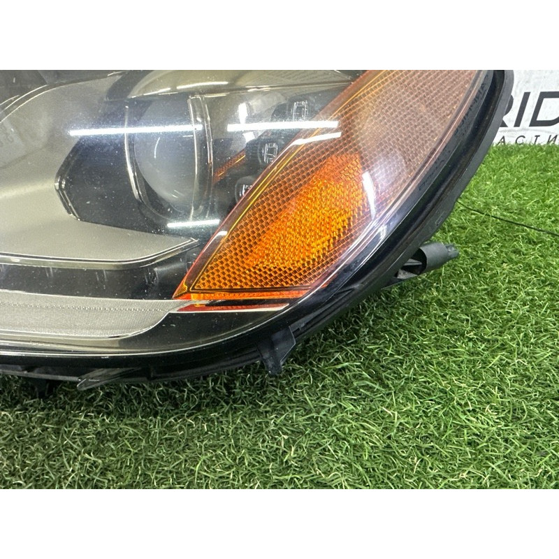 Фара (оптика) Volkswagen Touareg NF 2013 3.6 7P1941751A