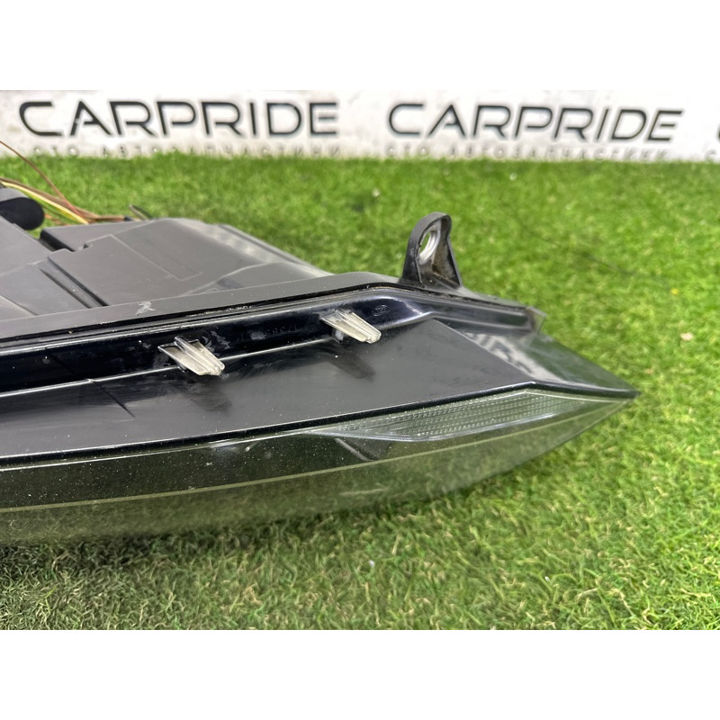 Фара (оптика) Volkswagen Touareg NF 2013 3.6 7P1941751A