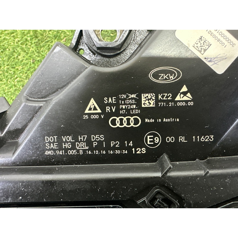 Фара (оптика) AUDI Q7 4M 2017 2.0 TFSI 4M0941043B