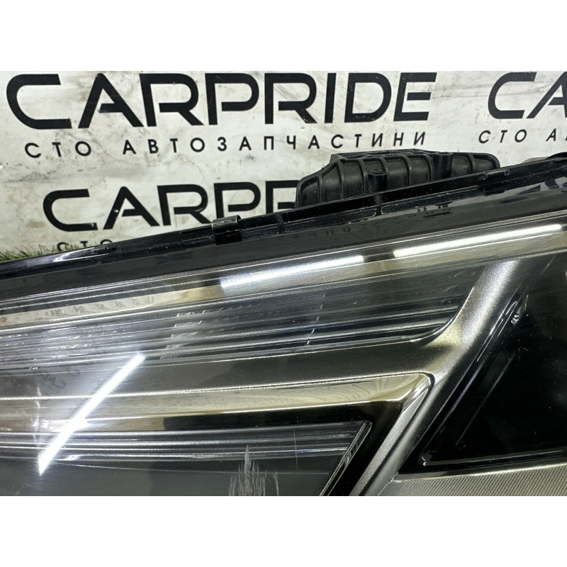 Фара (оптика) AUDI A4 B9 2017 2.0 TFSI 8W0941043B