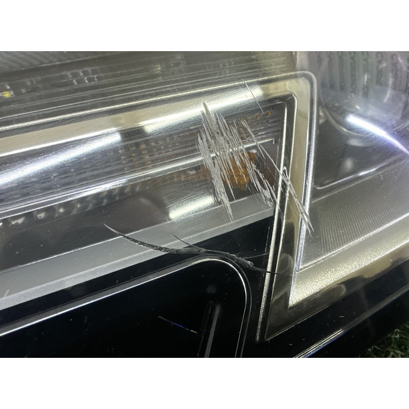 Фара (оптика) AUDI A4 B9 2017 2.0 TFSI 8W0941043B