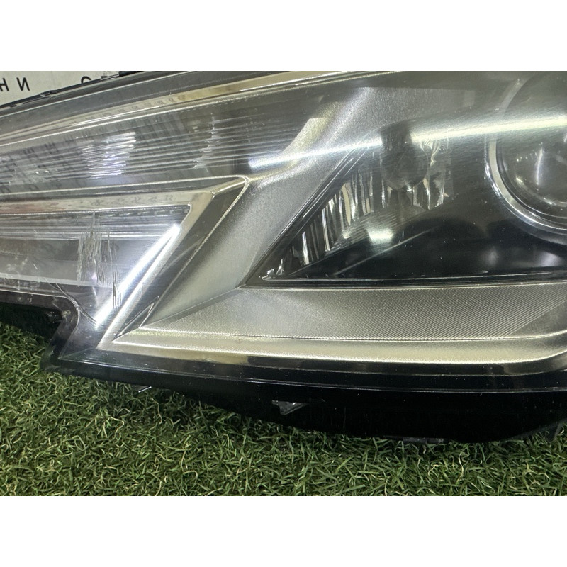 Фара (оптика) AUDI A4 B9 2017 2.0 TFSI 8W0941043B