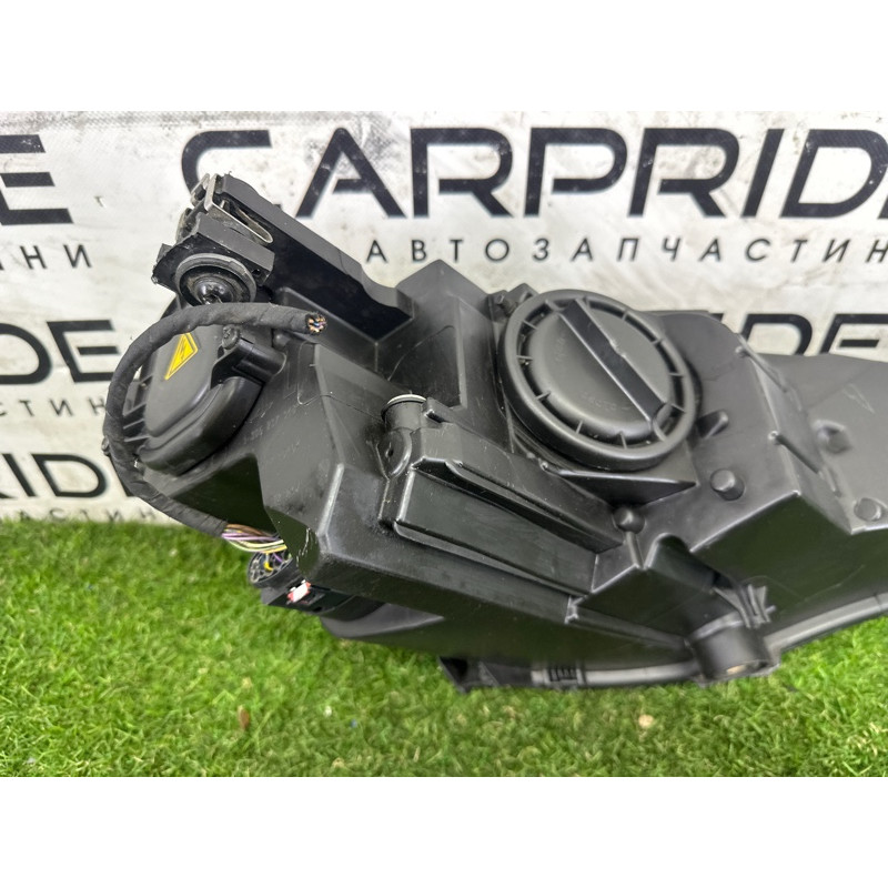 Фара (оптика) AUDI A4 B9 2017 2.0 TFSI 8W0941043B