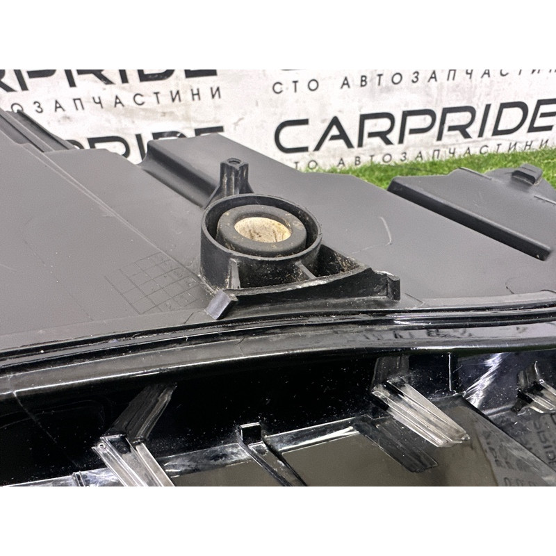 Фара (оптика) AUDI A4 B9 2017 2.0 TFSI 8W0941043B